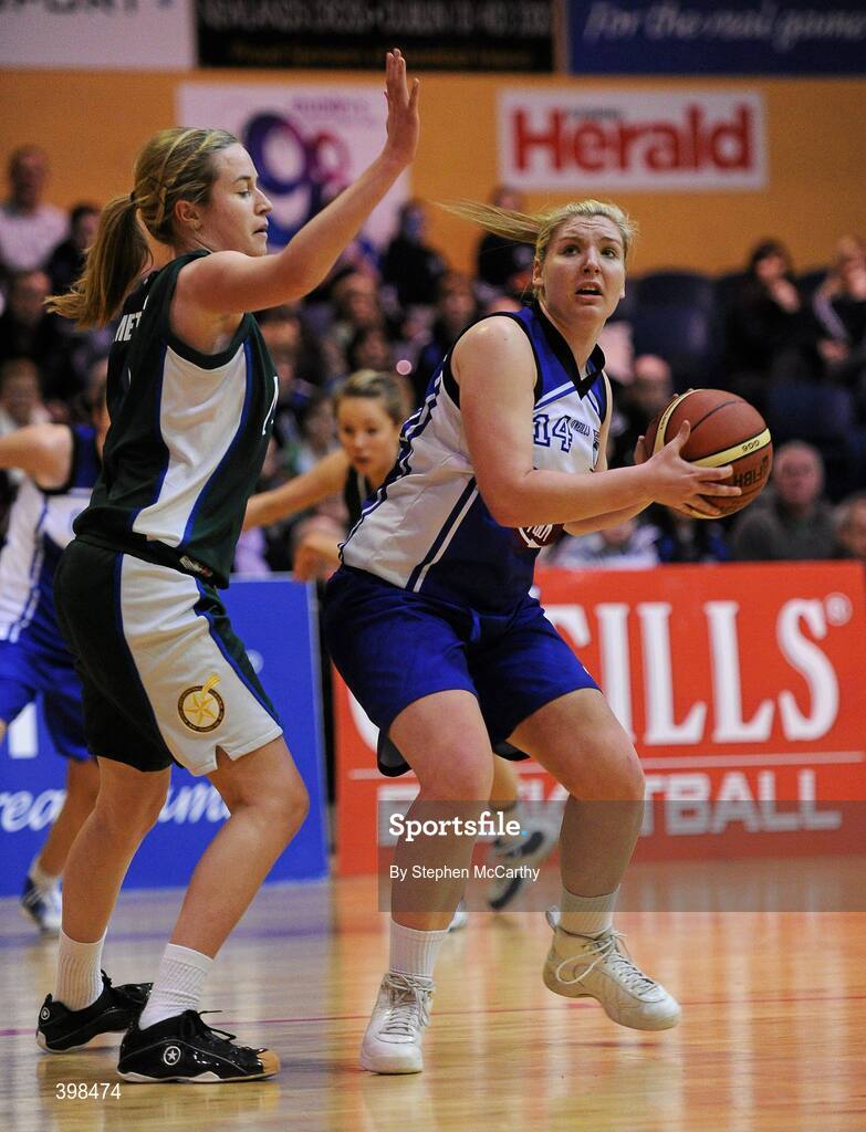 29 January 2010; Stephaine O'Sullivan, AOS Security Glanmire, in action against Eimhear Browne, Meteors. Basketball Ireland Women’s Under 18 National Cup Final, AOS Security Glanmire, Cork, v Meteors, Dublin, National Basketball Arena, Tallaght, Dublin. Picture credit: Stephen McCarthy / SPORTSFILE