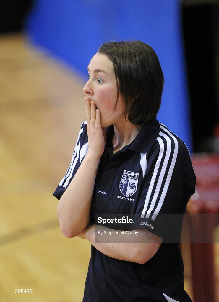 29 January 2010; AOS Security Glanmire head coach Liz Kelleher during the game. Basketball Ireland Women’s Under 18 National Cup Final, AOS Security Glanmire, Cork, v Meteors, Dublin, National Basketball Arena, Tallaght, Dublin. Picture credit: Stephen McCarthy / SPORTSFILE