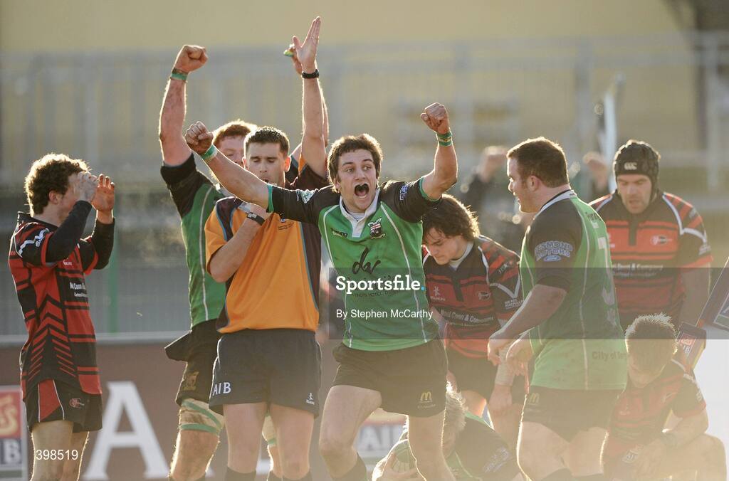30 January 2010; Peter Henderson, City of Derry, celebrates as referee Dudley Philips awards a last minute try to team-mate Rudi Moore. AIB Junior Cup Final, Armagh v City of Derry, Dubarry Park, Athlone, Co. Westmeath. Picture credit: Stephen McCarthy / SPORTSFILE