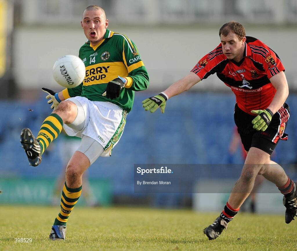 30 January 2010; Kieran Donaghy, Kerry, in action against Donal O'Donovan, University College Cork. Munster GAA McGrath Cup Senior Football Final, Kerry v University College Cork, Austin Stack Park, Tralee, Co. Kerry. Picture credit: Brendan Moran / SPORTSFILE *** Local Caption ***