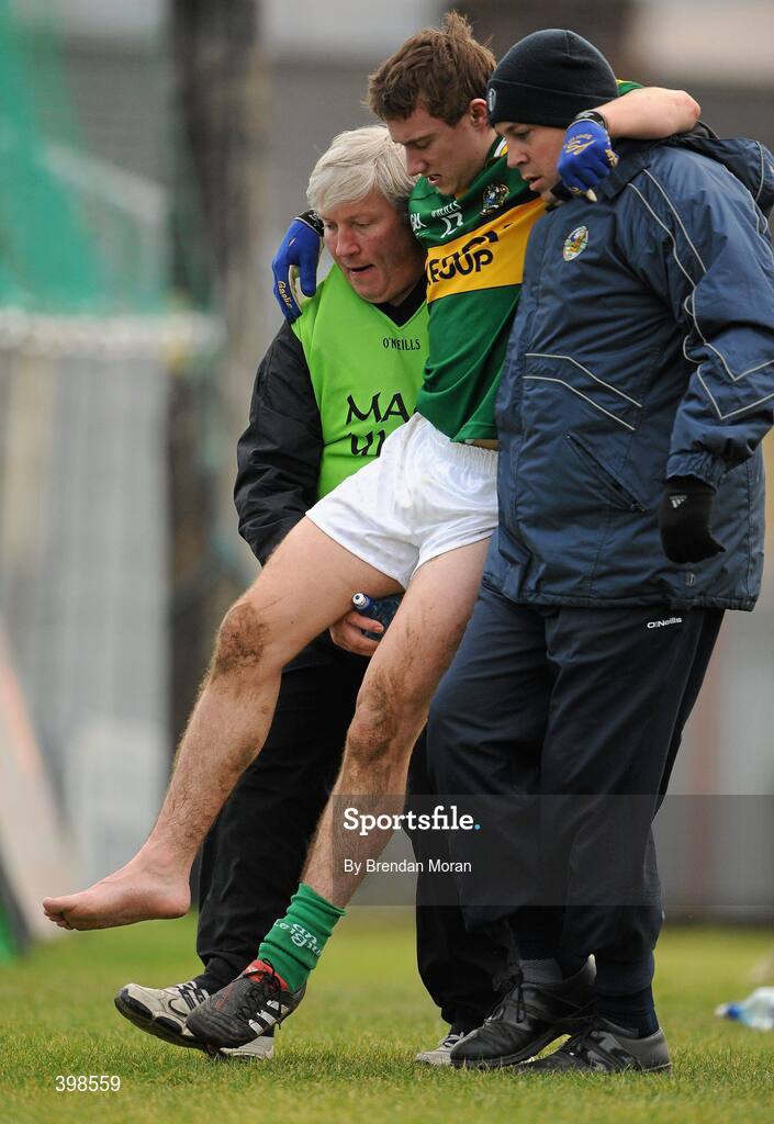 30 January 2010; James O'Donoghue, Kerry, leaves the pitch with an injury during the second half. Munster GAA McGrath Cup Senior Football Final, Kerry v University College Cork, Austin Stack Park, Tralee, Co. Kerry. Picture credit: Brendan Moran / SPORTSFILE