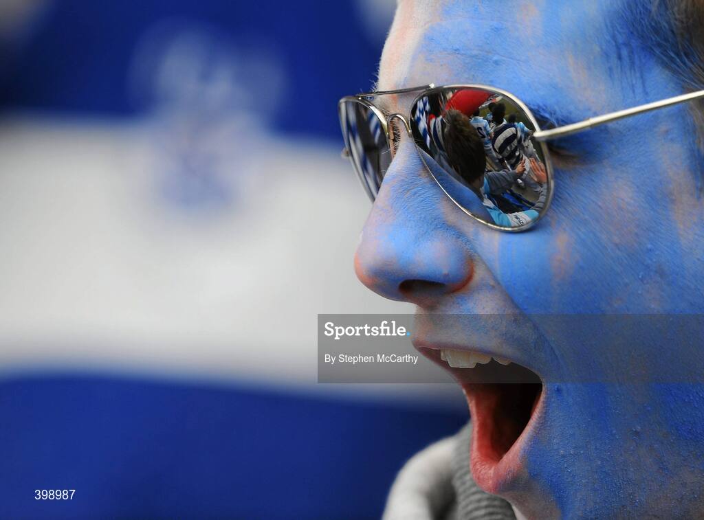 31 January 2010; A Belvedere College supporter during the game. Leinster Schools Senior Cup First Round, Belvedere College v Blackrock College, Donnybrook Stadium, Donnybrook, Dublin. Picture credit: Stephen McCarthy / SPORTSFILE