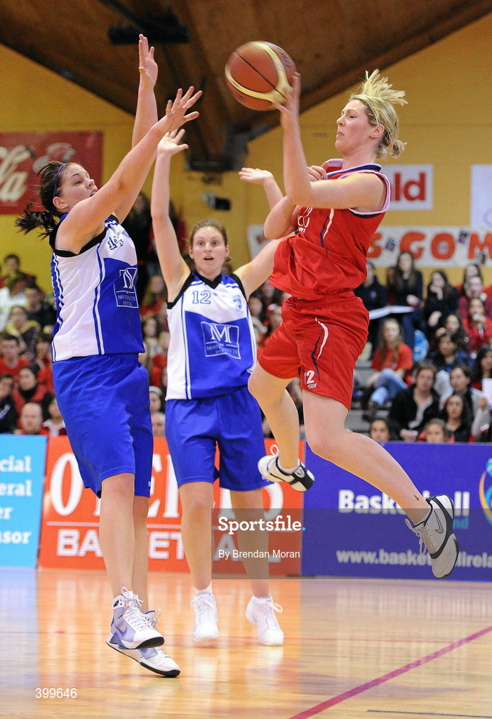 31 January 2010; Lisa Palmer, DCU Mercy, in action against Marie Breen, left, and Amanda O'Regan, Team Montenotte Hotel Cork. Women's Superleague National Cup Final 2010, Team Montenotte Hotel Cork v DCU Mercy, National Basketball Arena, Tallaght, Dublin. Picture credit: Brendan Moran / SPORTSFILE