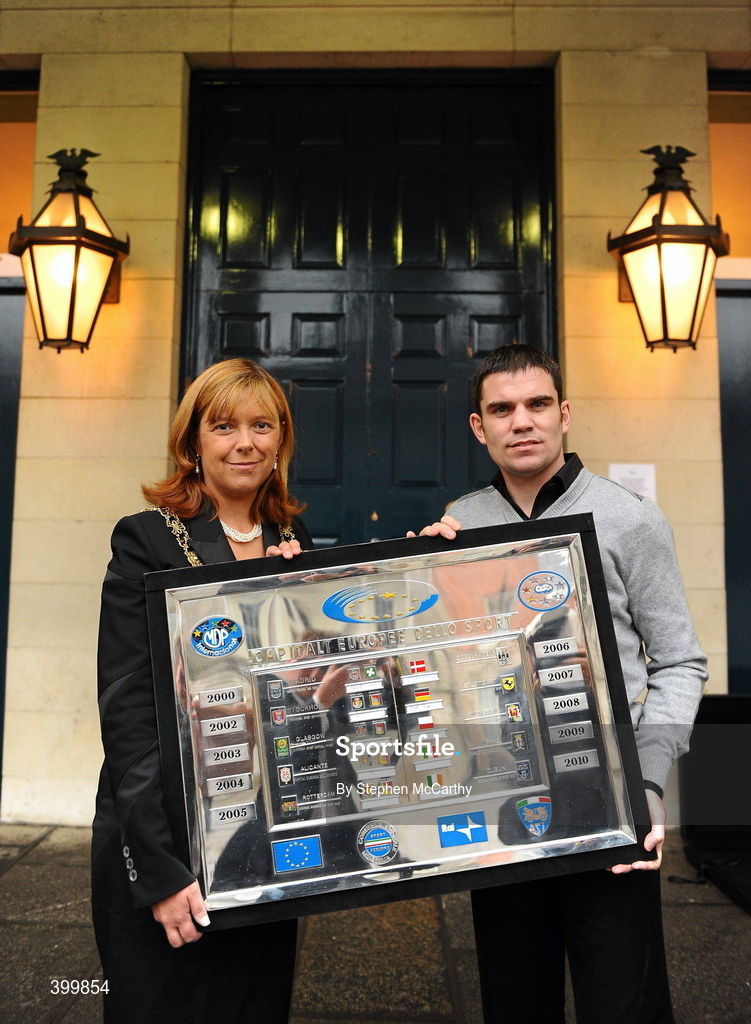 4 February 2010; Lord Mayor Councillor Emer Costello and Ambassador of Dublin Sport 2010 and boxer Bernard Dunne with the European Captial of Sport trophy. Lord Mayor Councillor Emer Costello announced the appointment of eleven ambassadors of sport from Dublin’s sporting communities to celebrate the achievements of the Capital and its citizens at the start of Dublin – European Capital of Sport 2010 today. The Ambassadors of Dublin Sport were nominated by their clubs and sporting governing bodies. St Patrick's Hall, Dublin Castle, Dublin. Picture credit: Stephen McCarthy / SPORTSFILE