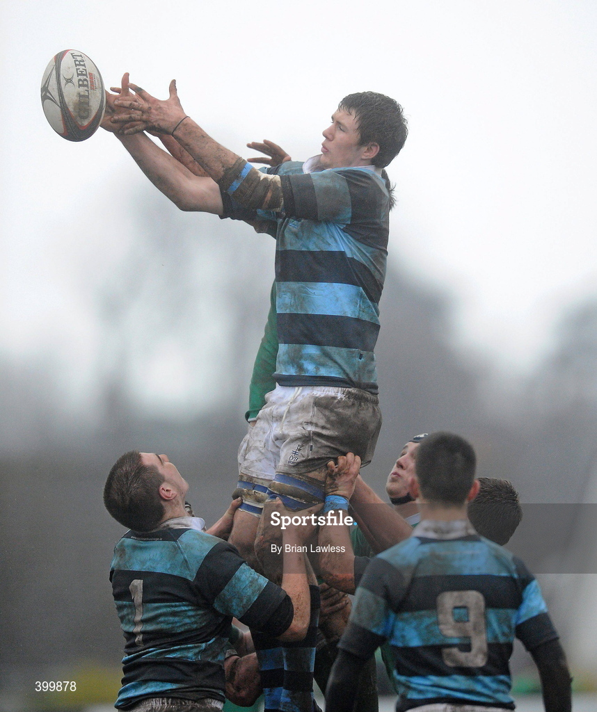4 February 2010; Joe O'Brien, Castleknock College, contests the line-out with Hugo Mays, Gonzaga College SJ. Leinster Schools Senior Cup 1st Round, Gonzaga College SJ v Castleknock College, Stradbrook Road, Blackrock, Co. Dublin. Picture credit: Brian Lawless / SPORTSFILE