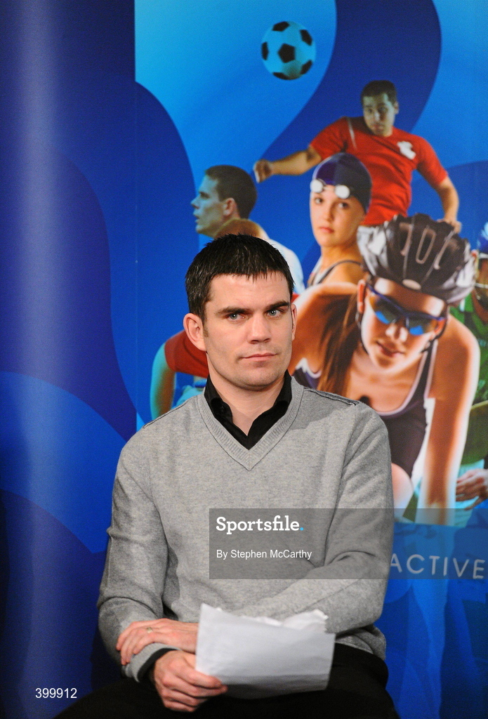 4 February 2010; Boxer and Ambassador of Dublin Sport 2010 Bernard Dunne at the handing over ceremony of the European Capital of Sport trophy and flag. Lord Mayor Councillor Emer Costello announced the appointment of eleven ambassadors of sport from Dublin’s sporting communities to celebrate the achievements of the Capital and its citizens at the start of Dublin – European Capital of Sport 2010 today. The Ambassadors of Dublin Sport were nominated by their clubs and sporting governing bodies. St Patrick's Hall, Dublin Castle, Dublin. Picture credit: Stephen McCarthy / SPORTSFILE