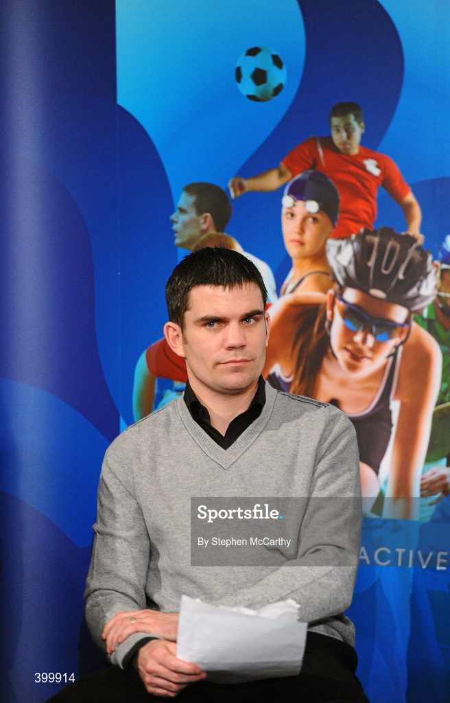 4 February 2010; Boxer and Ambassador of Dublin Sport 2010 Bernard Dunne at the handing over ceremony of the European Capital of Sport trophy and flag. Lord Mayor Councillor Emer Costello announced the appointment of eleven ambassadors of sport from Dublin’s sporting communities to celebrate the achievements of the Capital and its citizens at the start of Dublin – European Capital of Sport 2010 today. The Ambassadors of Dublin Sport were nominated by their clubs and sporting governing bodies. St Patrick's Hall, Dublin Castle, Dublin. Picture credit: Stephen McCarthy / SPORTSFILE