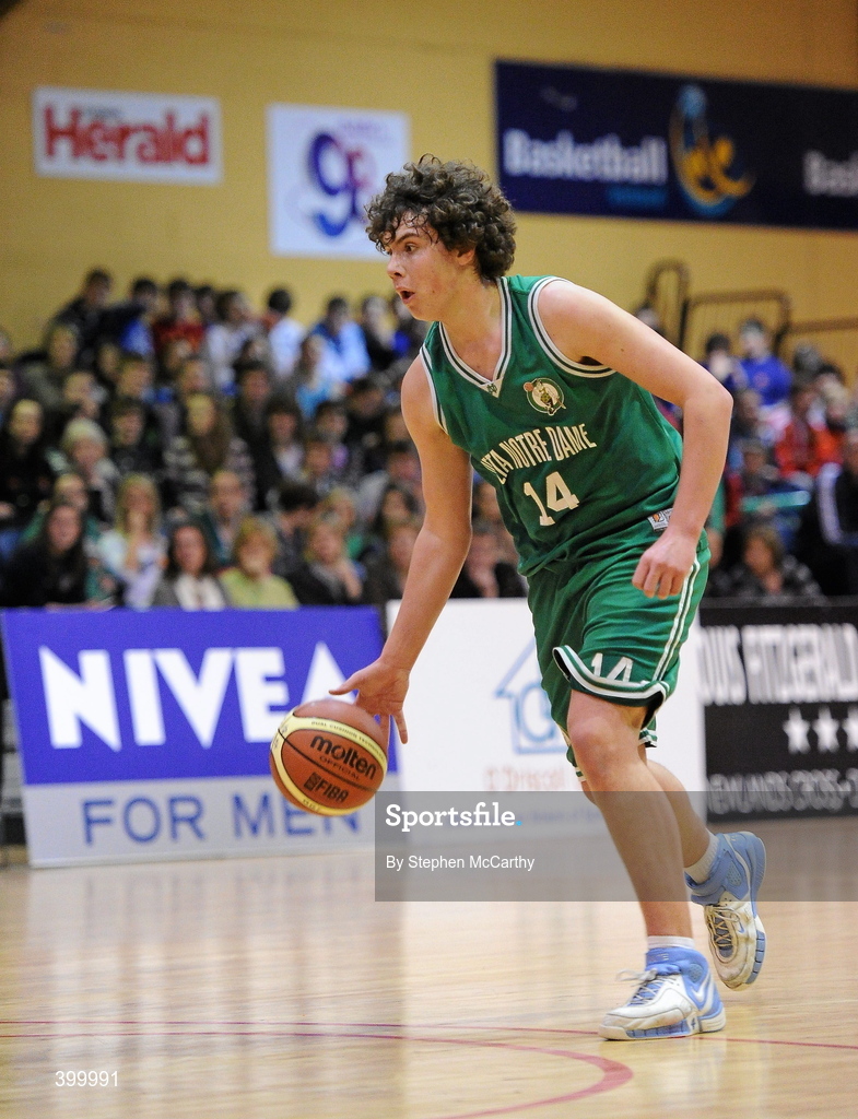 29 January 2010; Eoghan Moore, Eanna. Basketball Ireland Men’s Under 18 National Cup Final, Eanna, Dublin V St. Mary’s Castleisland, Kerry, Tallaght, Dublin. Picture credit: Stephen McCarthy / SPORTSFILE