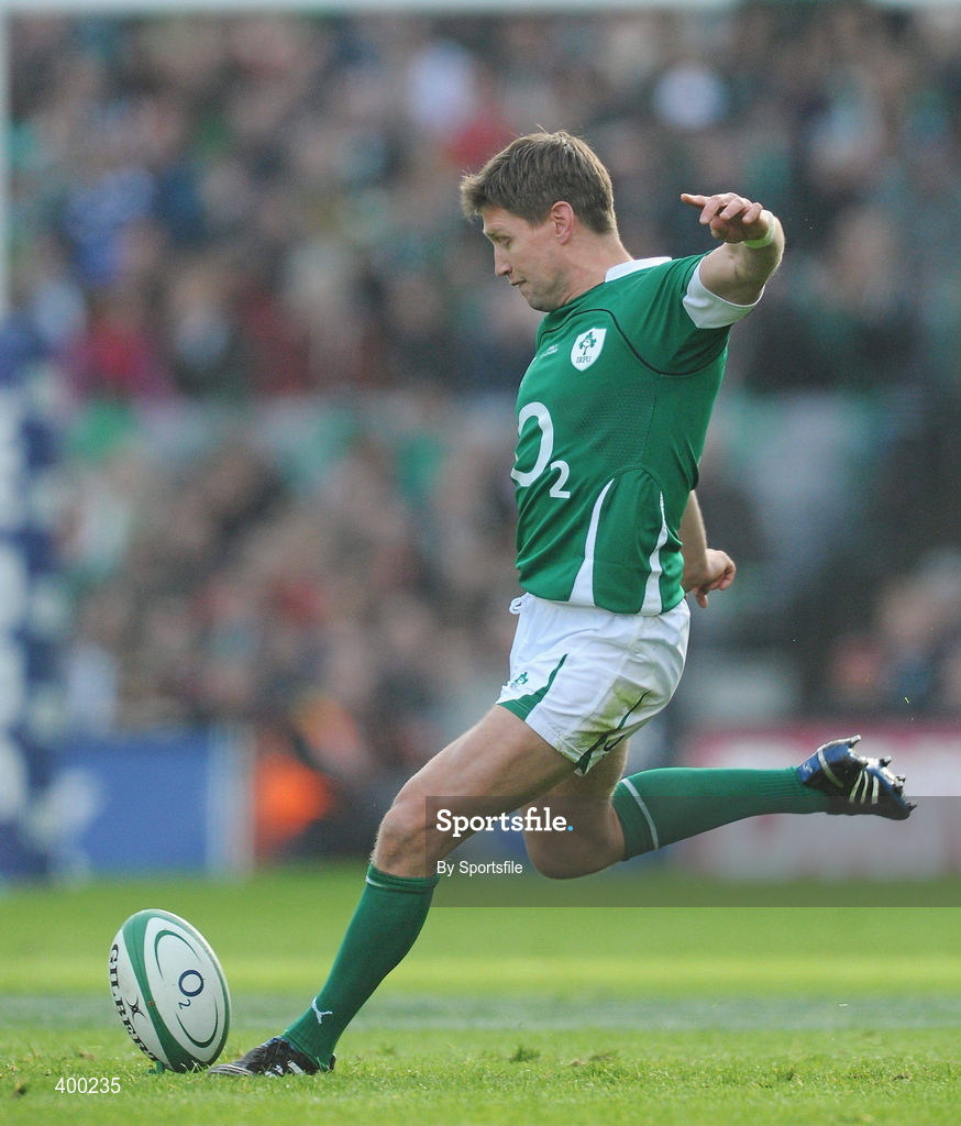 6 February 2010; Ronan OGara, Ireland, scores his side's first penalty. RBS Six Nations Rugby Championship, Ireland v Italy, Croke Park, Dublin. Photo by Sportsfile