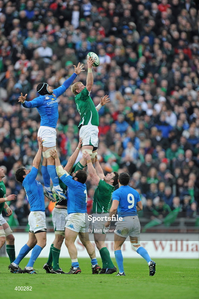 6 February 2010; Leo Cullen, Ireland, takes the ball in the lineout against Maco Bortolami, Italy. RBS Six Nations Rugby Championship, Ireland v Italy, Croke Park, Dublin. Picture credit: Matt Browne / SPORTSFILE
