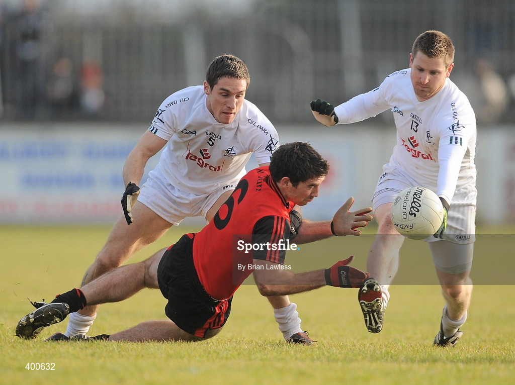 7 February 2010; James Colgan, Down, in action against Gary White, left, and Karl Ennis, Kildare. Allianz GAA Football National League, Division 2, Round 1, Kildare v Down. St Conleth's Park, Newbridge, Co. Kildare. Picture credit: Brian Lawless / SPORTSFILE
