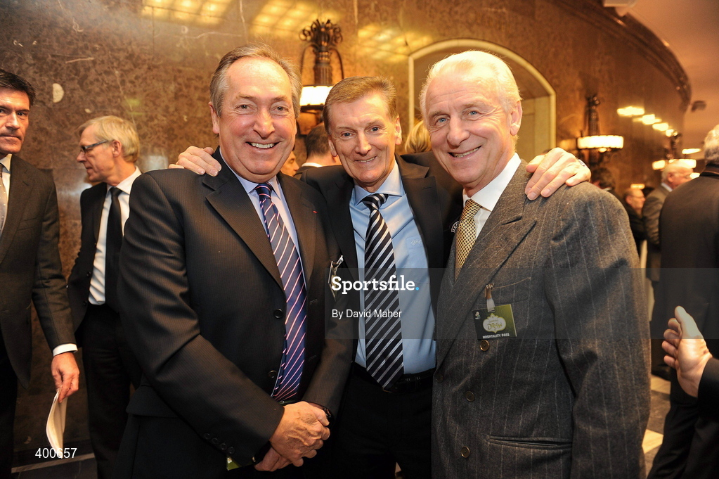 7 February 2010; Republic of Ireland manager Giovanni Trapattoni with Gerard Houllier, left, National technical director of the French Football Federation and UEFA technical director Andy Roxburgh before the start of the UEFA European Championship Qualifying Draw. Warsaw's Palace of Culture and Science, Warsaw, Poland. Picture credit: David Maher / SPORTSFILE