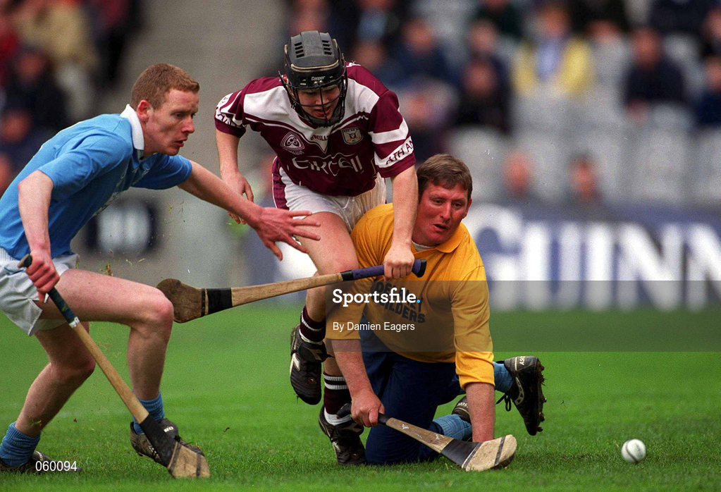 16 April 2001; David Donohue of Athenry in action against James Ryall, left, and Johnny Ronan of Graigue Ballycallan during the AIB All-Ireland Senior Club Hurling Championship Final match between Athenry and Graigue Ballycallan at Croke Park in Dublin. Photo by Damien Eagers/Sportsfile