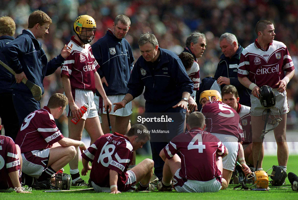 16 April 2001; Athenry manager Pat Nally, centre, speaks to his players before the start of extra time during the AIB All-Ireland Senior Club Hurling Championship Final match between Athenry and Graigue Ballycallan at Croke Park in Dublin. Photo by Ray McManus/Sportsfile