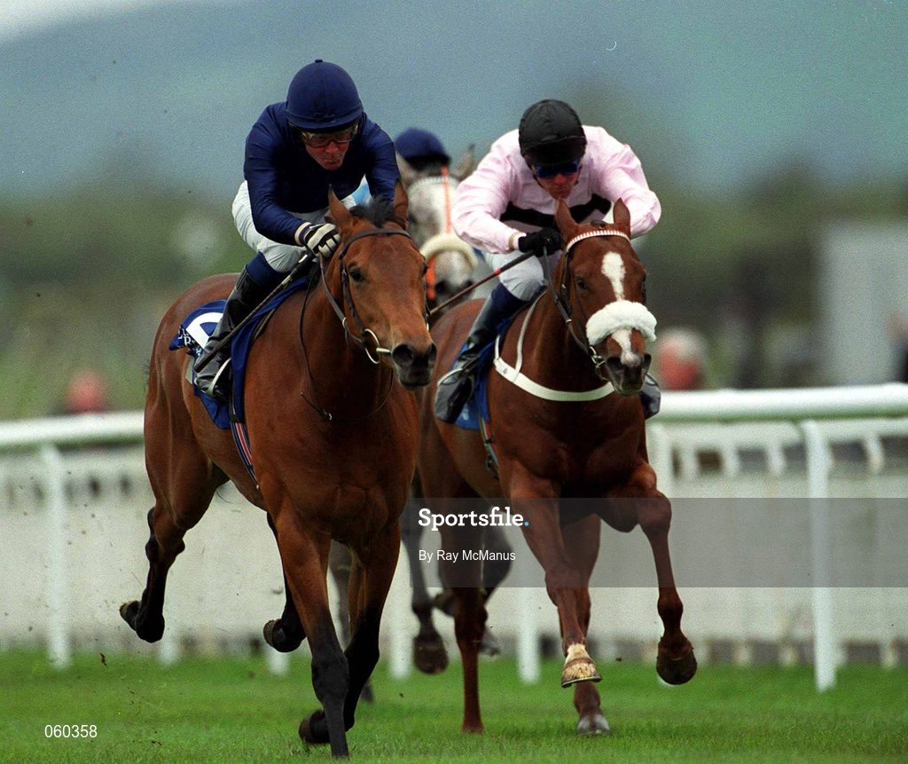 21 April 2001; Rock of Gibraltar, with Michael Kinnane up, from Sandford Park, Stephen Craine, on their way to win  The First Flier European Breeder Fund Maiden at The Curragh Racecourse in Kildare. Photo by Ray McManus/Sportsfile