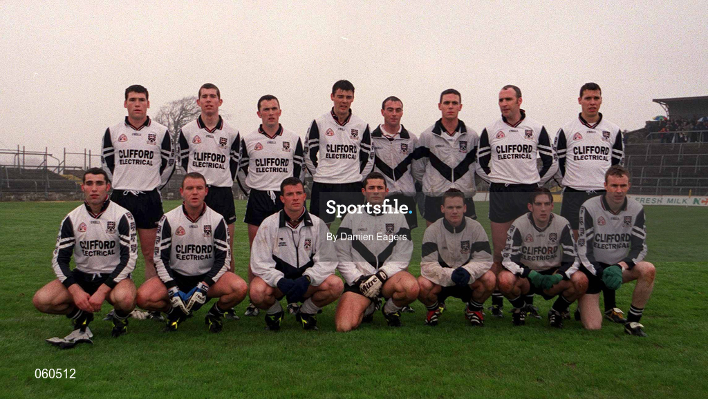 21 April 2001; The Sligo team before the Allianz GAA National Football League Division 1 Semi-Final match between Galway and Sligo in Dr Hyde Park in Roscommon. Photo by Damien Eagers/Sportsfile