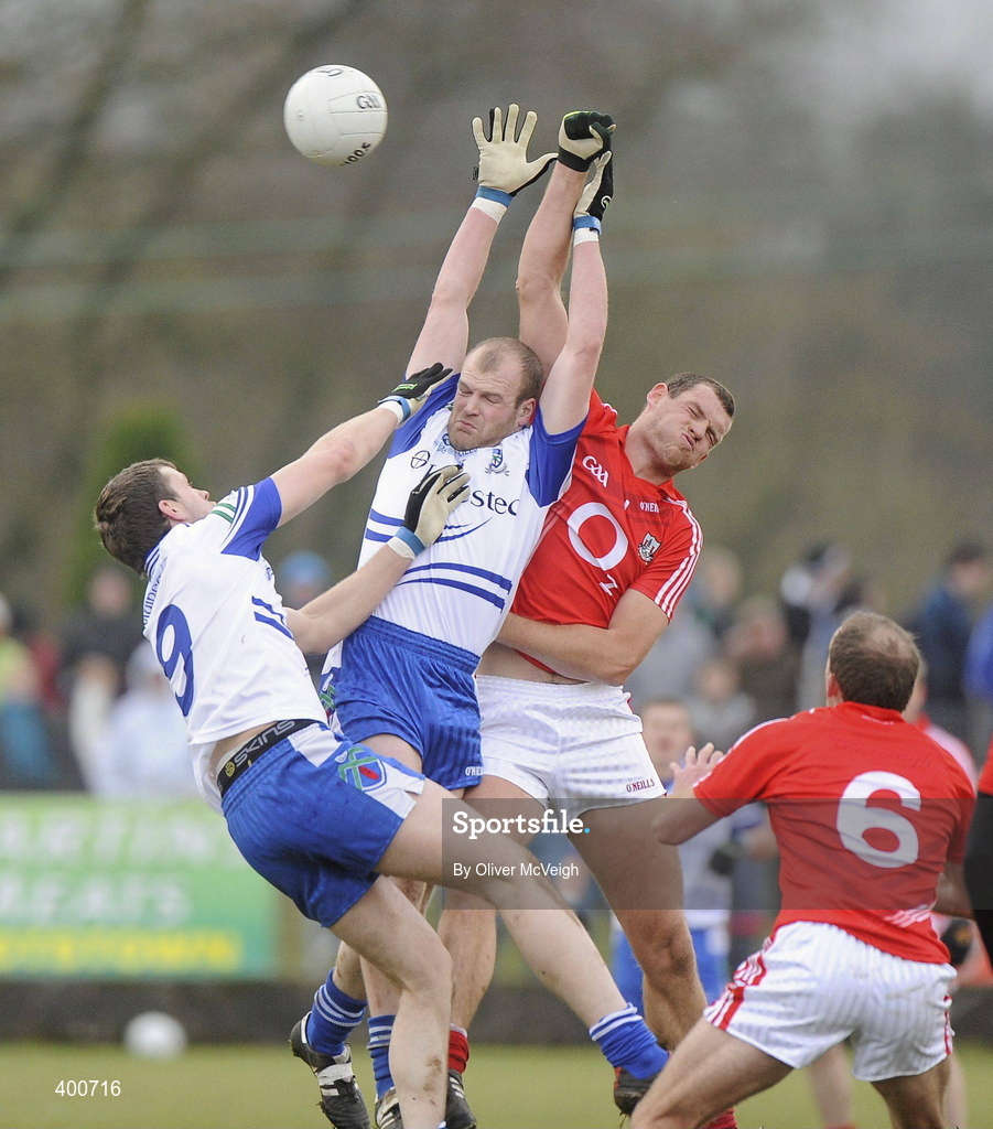 7 February 2010; Pearse O'Neill, Cork, in action against Francis Caulfield and Dick Clerkin, Monaghan. Allianz GAA Football National League, Division 1, Round 1, Monaghan v Cork. St Mary's Park, Scotstown, Monaghan. Picture credit: Oliver McVeigh / SPORTSFILE