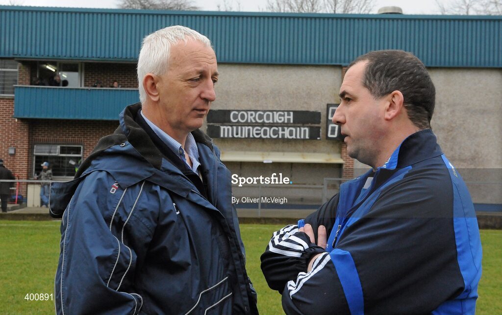 7 February 2010; Cork manager Conor Counihan, left, and Monaghan manager Seamus McEnaney in conversation before the game. Allianz GAA Football National League, Division 1, Round 1, Monaghan v Cork. St Mary's Park, Scotstown, Monaghan. Picture credit: Oliver McVeigh / SPORTSFILE