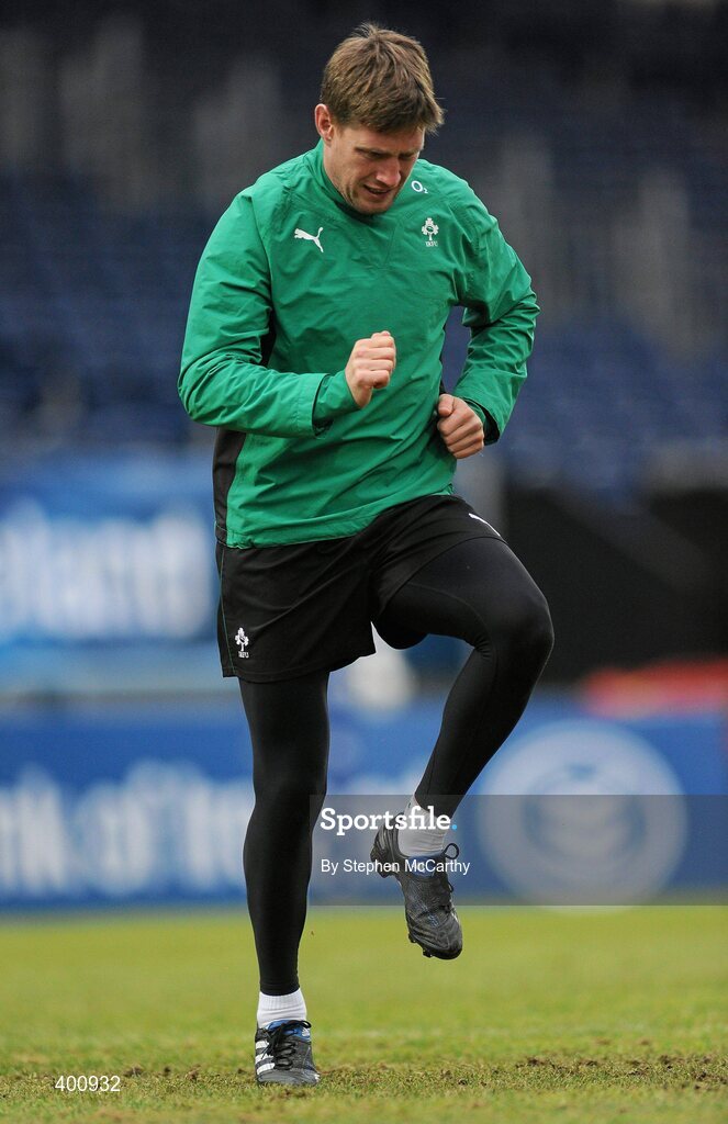 8 February 2010; Ireland's Ronan O'Gara during squad training ahead of their RBS Six Nations Rugby Championship match against France, on Saturday. Ireland rugby squad training, RDS, Ballsbridge, Dublin. Picture credit: Stephen McCarthy / SPORTSFILE
