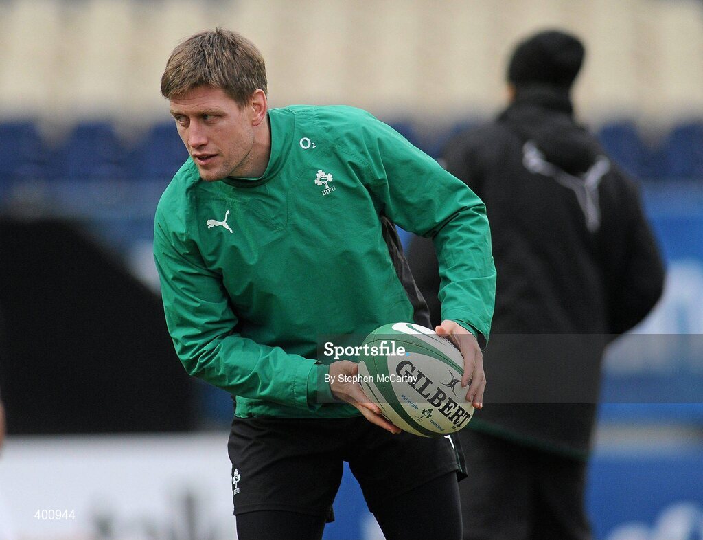 8 February 2010; Ireland's Ronan O'Gara during squad training ahead of their RBS Six Nations Rugby Championship match against France on Saturday. Ireland rugby squad training, RDS, Ballsbridge, Dublin. Picture credit: Stephen McCarthy / SPORTSFILE