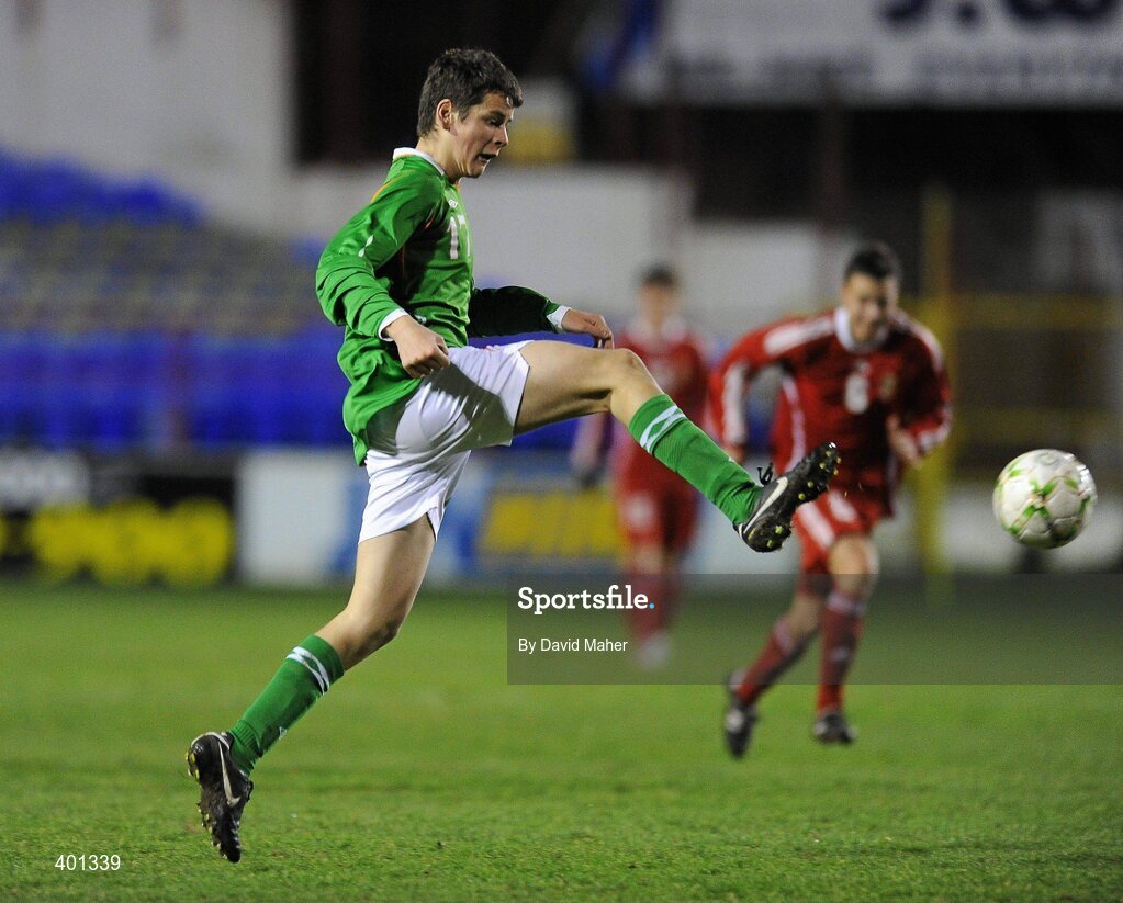 9 February 2010; Connor Smith, Republic of Ireland, in action against Hungary. Under 17 International Friendly, Republic of Ireland v Hungary, Tolka Park, Dublin. Picture credit: David Maher / SPORTSFILE