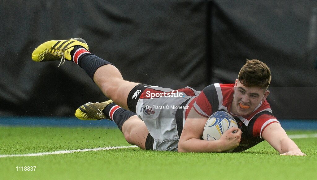 2 March 2016; Adam Curry, Wesley College, scores his sides first try. Bank of Ireland Vinnie Murray Cup Final, Castleknock College v Wesley College, Donnybrook Stadium, Donnybrook, Dublin. Picture credit: Piaras Ó Mídheach / SPORTSFILE