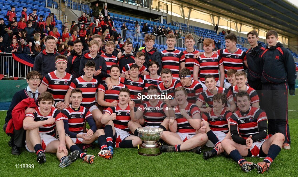2 March 2016; Wesley College players celebrate with the Vinnie Murray Cup after the game. Bank of Ireland Vinnie Murray Cup Final, Castleknock College v Wesley College, Donnybrook Stadium, Donnybrook, Dublin. Picture credit: Piaras Ó Mídheach / SPORTSFILE