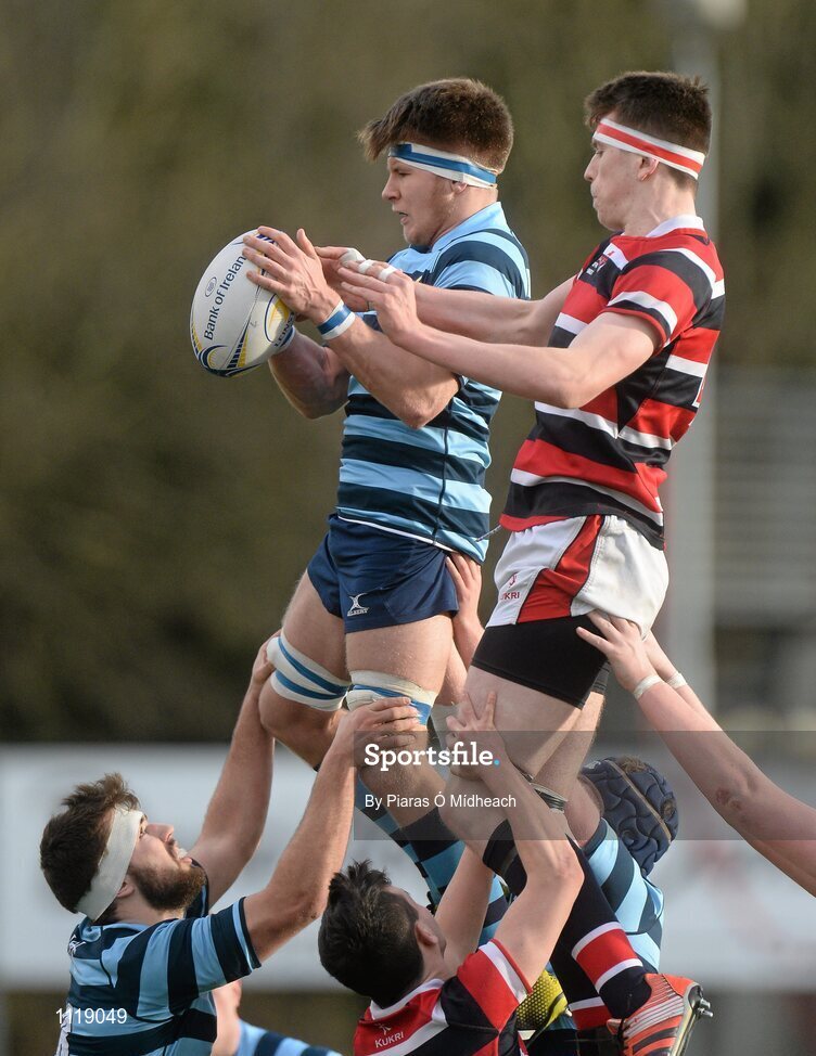 2 March 2016; Jack Horgan, Castleknock College, beats David Motyer, Wesley College, to possession in the line-out. Bank of Ireland Vinnie Murray Cup Final, Castleknock College v Wesley College, Donnybrook Stadium, Donnybrook, Dublin. Picture credit: Piaras Ó Mídheach / SPORTSFILE