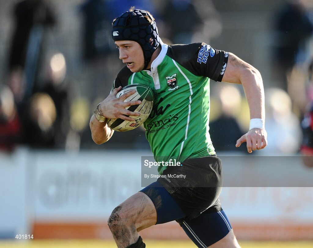 30 January 2010; Richard McCarter, City of Derry, breaks clear to score his side's second try. AIB Junior Cup Final, Armagh v City of Derry, Dubarry Park, Athlone, Co. Westmeath. Picture credit: Stephen McCarthy / SPORTSFILE *** Local Caption ***
