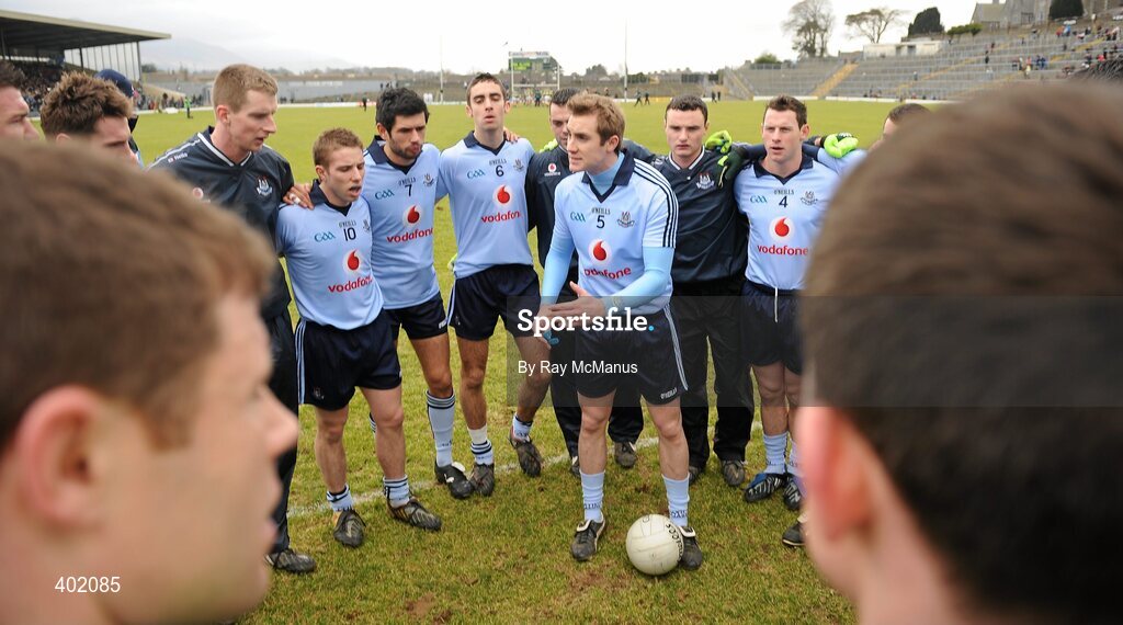 7 February 2010; The Dublin captain, Paul Griffin, speaks to his team-mates before the game. Allianz GAA Football National League, Division 1, Round 1, Kerry v Dublin. Fitzgerald Stadium, Killarney. Picture credit: Ray McManus / SPORTSFILE