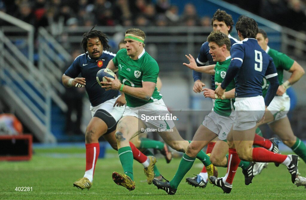 13 February 2010; Jamie Heaslip and Ronan O'Gara, Ireland, in action against Mathieu Bastareaud, left, and Morgan Parra, France. RBS Six Nations Rugby Championship, France v Ireland, Stade de France, Saint Denis, Paris, France. Picture credit: Brian Lawless / SPORTSFILE