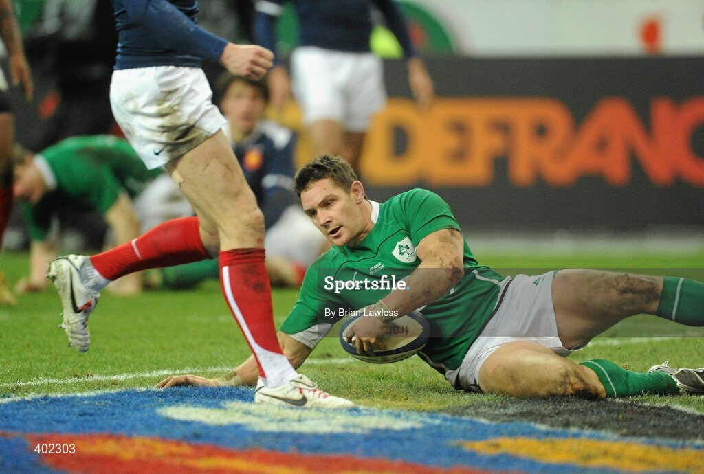 13 February 2010; David Wallace, Ireland, goes over to score Ireland's only try of the game. RBS Six Nations Rugby Championship, France v Ireland, Stade de France, Saint Denis, Paris, France. Picture credit: Brian Lawless / SPORTSFILE