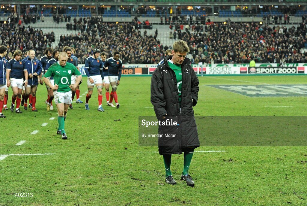 13 February 2010; A dejected Ronan O'Gara, Ireland, leaves the pitch after the game. RBS Six Nations Rugby Championship, France v Ireland, Stade de France, Saint Denis, Paris, France. Picture credit: Brendan Moran / SPORTSFILE