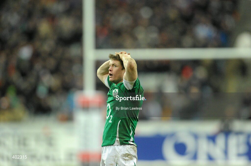 13 February 2010; Ireland's Brian O'Driscoll shows his disappointment after defeat to France. RBS Six Nations Rugby Championship, France v Ireland, Stade de France, Saint Denis, Paris, France. Picture credit: Brian Lawless / SPORTSFILE