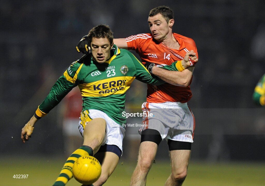 13 February 2010; David Moran, Kerry, is tackled by Donncha O'Connor, Cork. Allianz National Football League, Division 1, Round 2, Cork v Kerry, Pairc Ui Rinn, Cork. Picture credit: Matt Browne / SPORTSFILE