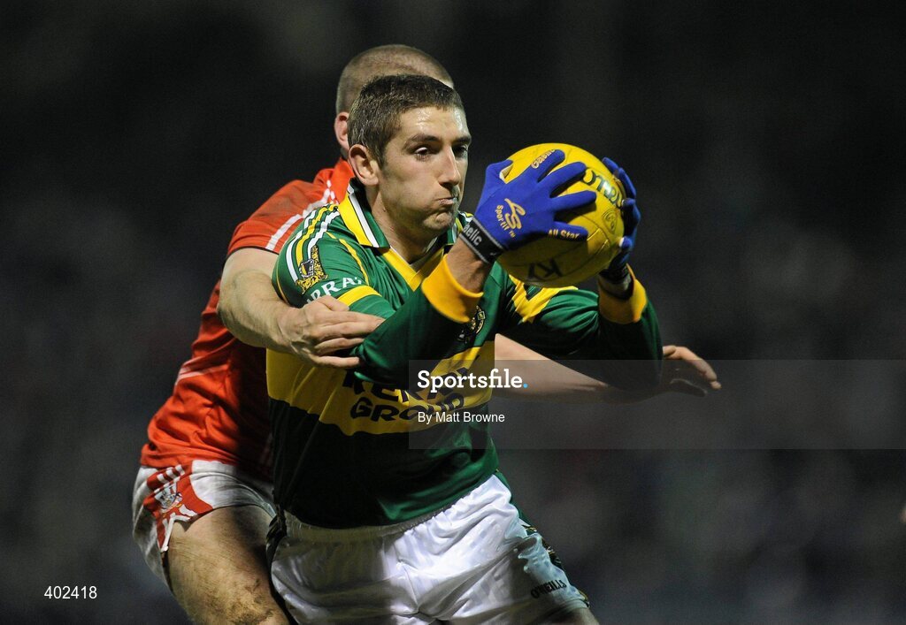 13 February 2010; Killian Young, Kerry, is tackled by Daniel Goulding, Cork. Allianz National Football League, Division 1, Round 2, Cork v Kerry, Pairc Ui Rinn, Cork. Picture credit: Matt Browne / SPORTSFILE