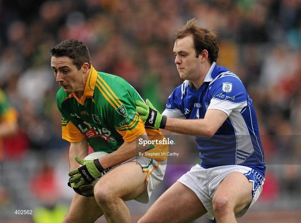14 February 2010; Alan McNamara, Castlegregory, in action against Philip Larkin, Kiltimagh. AIB GAA Football All-Ireland Junior Club Championship Final, Castlegregory, Kerry, v Kiltimagh, Mayo, Croke Park, Dublin. Picture credit: Stephen McCarthy / SPORTSFILE