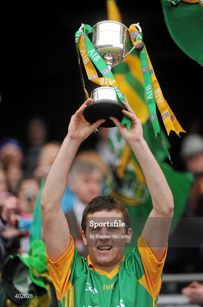 14 February 2010; Castlegregory captain Adrian Finn lifts the cup. AIB GAA Football All-Ireland Junior Club Championship Final, Castlegregory, Kerry, v Kiltimagh, Mayo, Croke Park, Dublin. Picture credit: Stephen McCarthy / SPORTSFILE