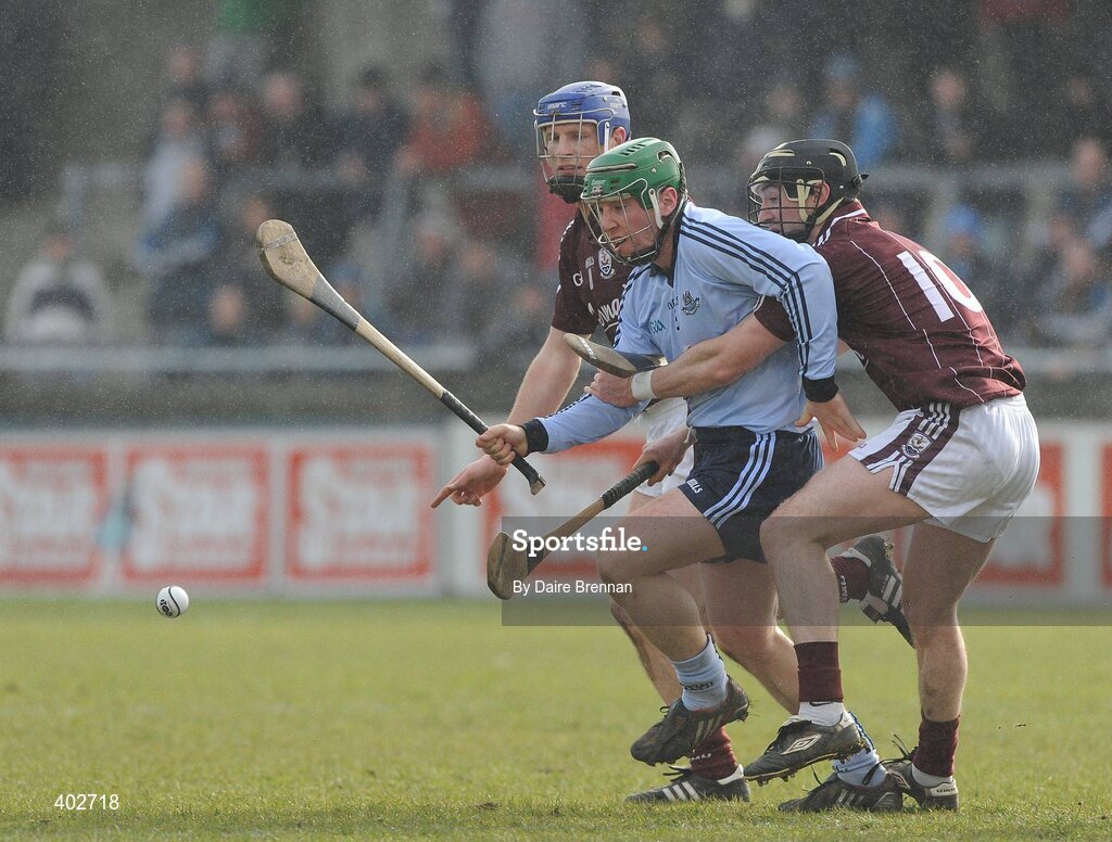 14 February 2010; Johnny McCaffrey, Dublin, in action against Cyril Donnellan, left, and Aongus Callanan, Galway. Walsh Cup Final, Dublin v Galway, Parnell Park, Dublin. Picture credit: Dáire Brennan / SPORTSFILE