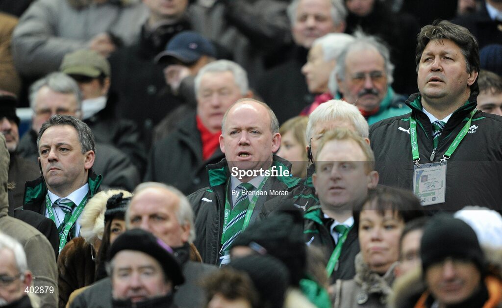 13 February 2010; Ireland head coach Declan Kidney, centre, with kicking coach Mark Tainton, left, and forwards coach Gert Smal before the game. RBS Six Nations Rugby Championship, France v Ireland, Stade de France, Saint Denis, Paris, France. Picture credit: Brendan Moran / SPORTSFILE *** Local Caption ***