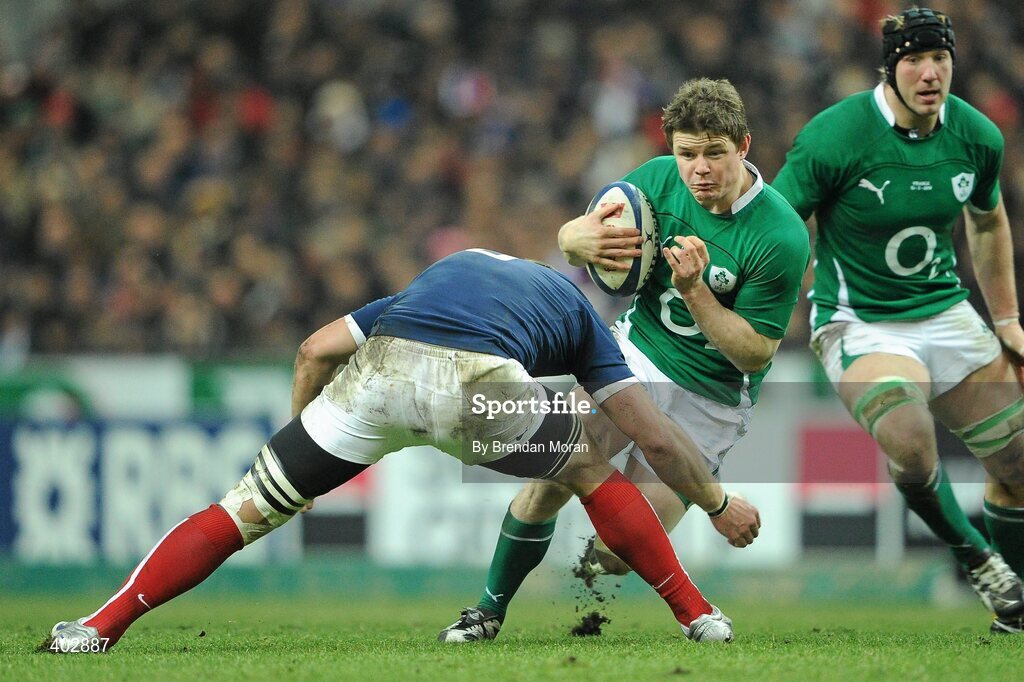 13 February 2010; Brian O'Driscoll, Ireland, takes on Imanol Harinordoquy, France. RBS Six Nations Rugby Championship, France v Ireland, Stade de France, Saint Denis, Paris, France. Picture credit: Brendan Moran / SPORTSFILE