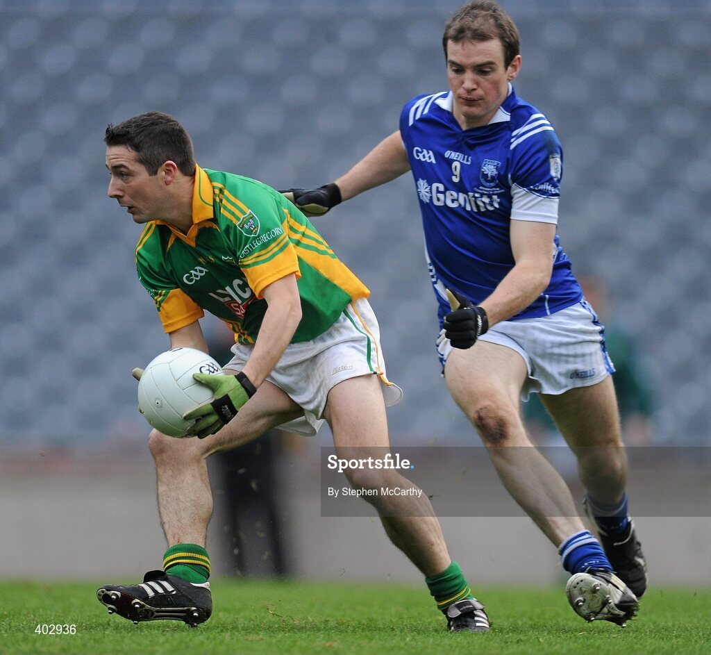 14 February 2010; Alan McNamara, Castlegregory, in action against Paul Regan, Kiltimagh. AIB GAA Football All-Ireland Junior Club Championship Final, Castlegregory, Kerry, v Kiltimagh, Mayo, Croke Park, Dublin. Picture credit: Stephen McCarthy / SPORTSFILE