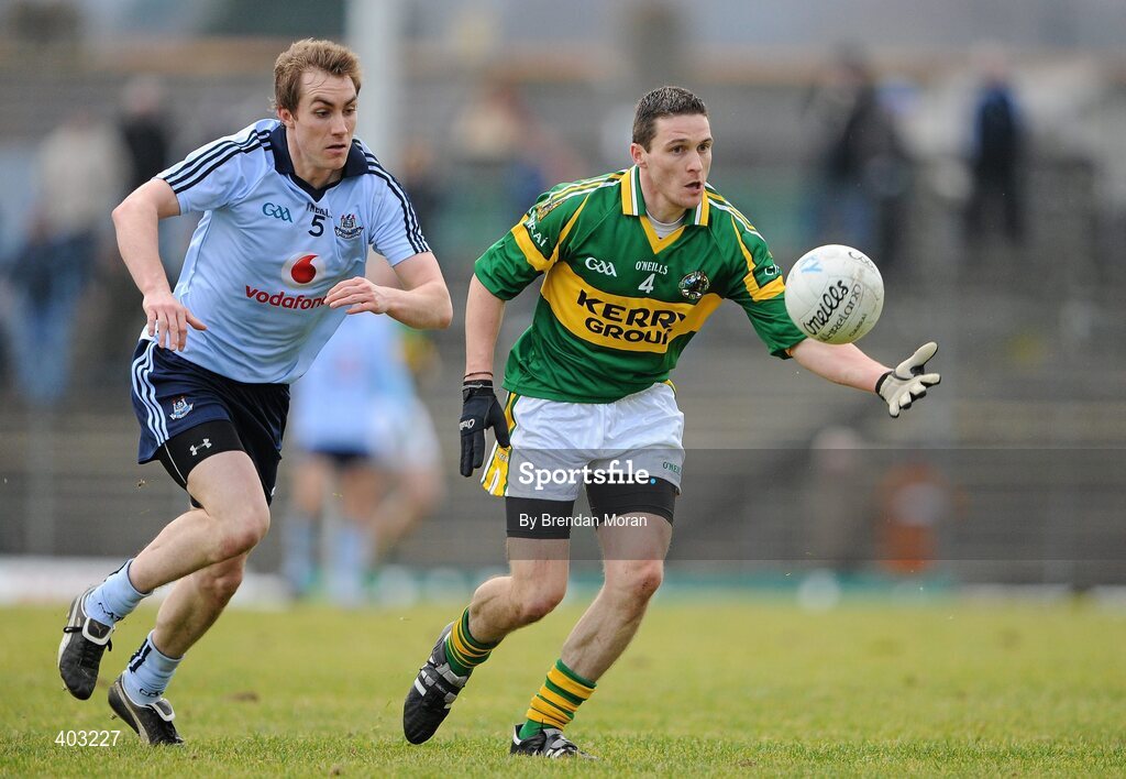 7 February 2010; Adrian O'Connell, Kerry, in action against Paul Griffin, Dublin. Allianz GAA Football National League, Division 1, Round 1, Kerry v Dublin. Fitzgerald Stadium, Killarney. Picture credit: Brendan Moran / SPORTSFILE