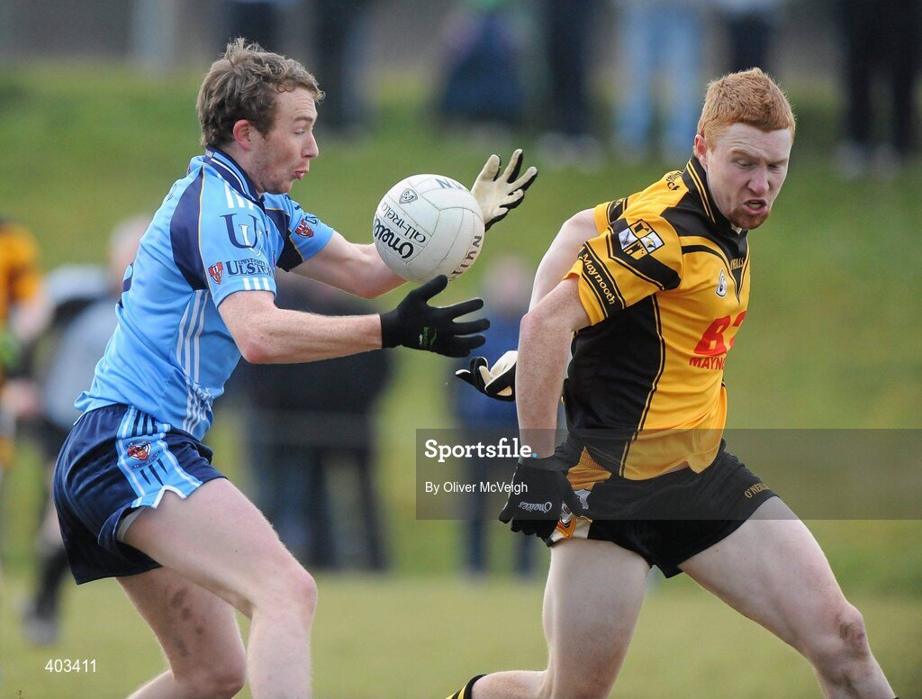 17 February 2010; Sean O'Neill, UUJ, in action against David Quinn, NUI Maynooth. Ulster Bank Sigerson Cup Quarter-Final, University of Ulster Jordanstown v NUI Maynooth, Jordanstown, Shore Road, Newtownabbey, Co. Antrim. Picture credit: Oliver McVeigh / SPORTSFILE