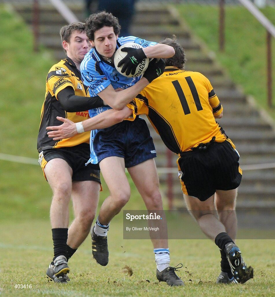17 February 2010; Jamie Clarke, UUJ, in action against Kieran Lynch and Niall Coyne, NUI Maynooth. Ulster Bank Sigerson Cup Quarter-Final, University of Ulster Jordanstown v NUI Maynooth, Jordanstown, Shore Road, Newtownabbey, Co. Antrim. Picture credit: Oliver McVeigh / SPORTSFILE