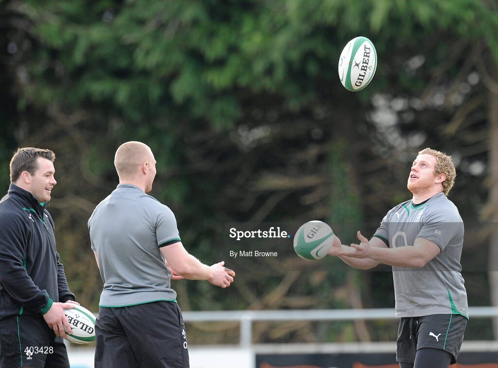 17 February 2010; Ireland's Sean Cronin, right, with Cian Healy, left, and Keith Earls during rugby squad training ahead of their RBS Six Nations Rugby Championship game against England on Saturday week. Presentaion Brothers College Grounds, Wilton, Co. Cork. Picture credit: Matt Browne / SPORTSFILE