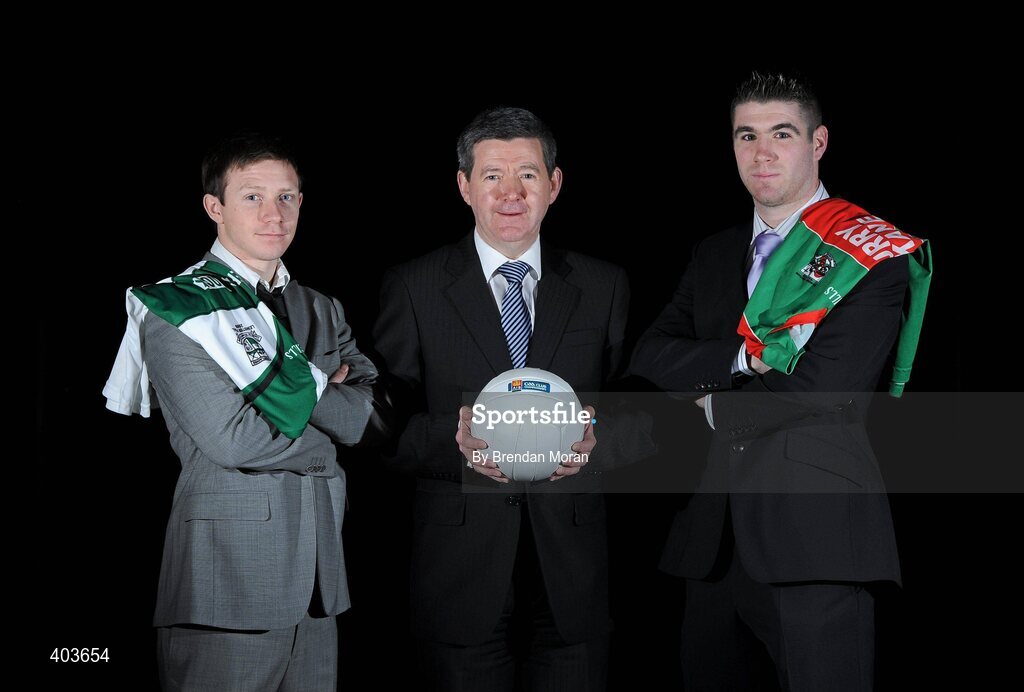 19 February 2010; Pictured ahead of their AIB GAA Football Senior Club Championship Semi-Final on Sunday, 21st of February, are Paul Cahillane, of Portlaoise, Co. Laois, left, and Darren Hickey, Kilmurry Ibrickane, Co. Clare, right, with with Billy Finn, General Manager, AIB Bank. RDS, Ballsbridge, Dublin. Picture credit: Brendan Moran / SPORTSFILE