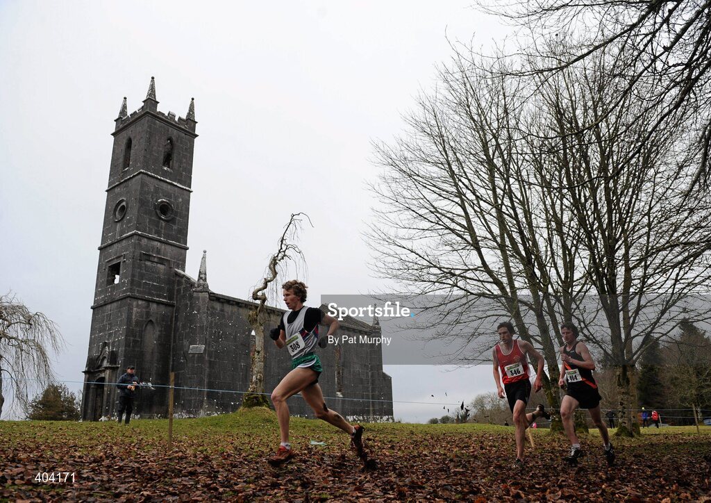 21 February 2010; Brendan O’Neill, Dundrum South Dublin Athletic Club, left, on his way to winning the Woodie’s DIY Intermediate Cross Country ahead of Rory Chesser, Clare, centre, who finished third, and John Heneghan, Clonliffe Harriers A.C., right, who finished second. Senior Athletes, Woodie’s DIY Intermediate Cross Country. Lough Key Forest Park, Boyle, Co. Roscommon. Picture credit: Pat Murphy / SPORTSFILE