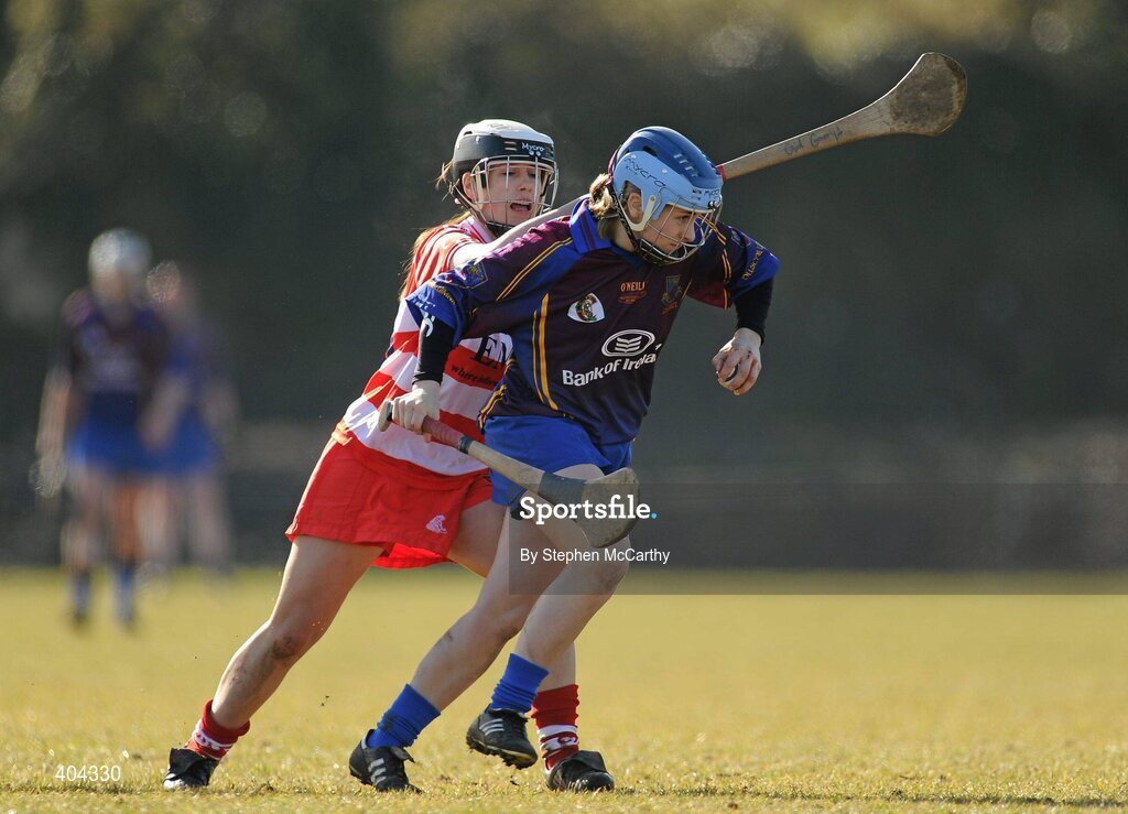 21 February 2010; Clare Ryan, UL, in action against Erin Corkery, CIT. Ashbourne Shield Final, Cork Institute of Technology v University of Limerick. Cork Institute of Technology, Cork. Picture credit: Stephen McCarthy / SPORTSFILE
