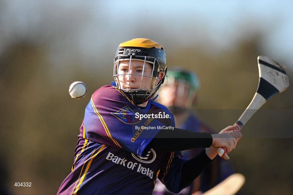 21 February 2010; Alison Walsh, UL. Ashbourne Shield Final, Cork Institute of Technology v University of Limerick. Cork Institute of Technology, Cork. Picture credit: Stephen McCarthy / SPORTSFILE